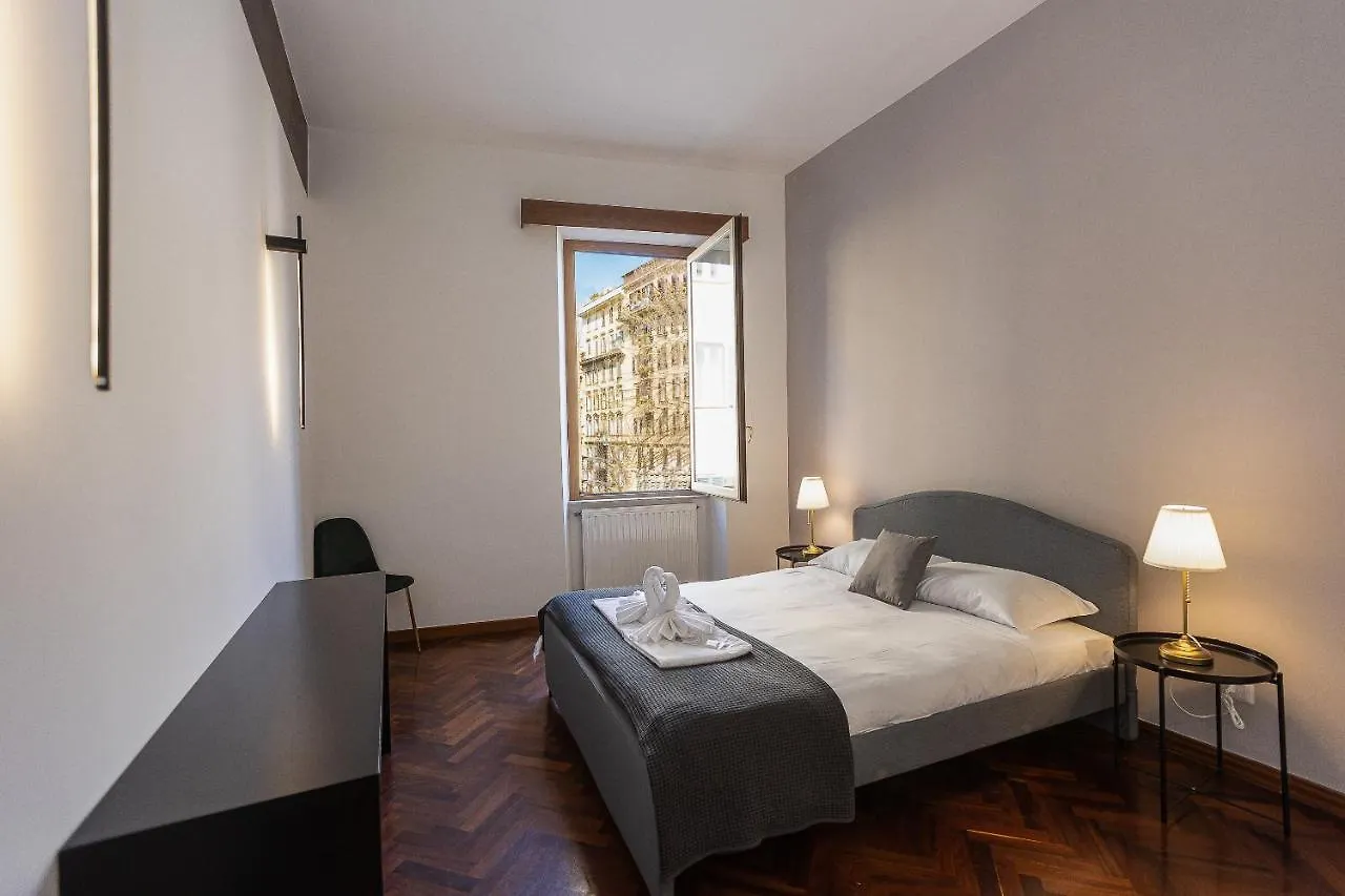 Borgo Terrace By Rental In Roma 0*,  İtalya